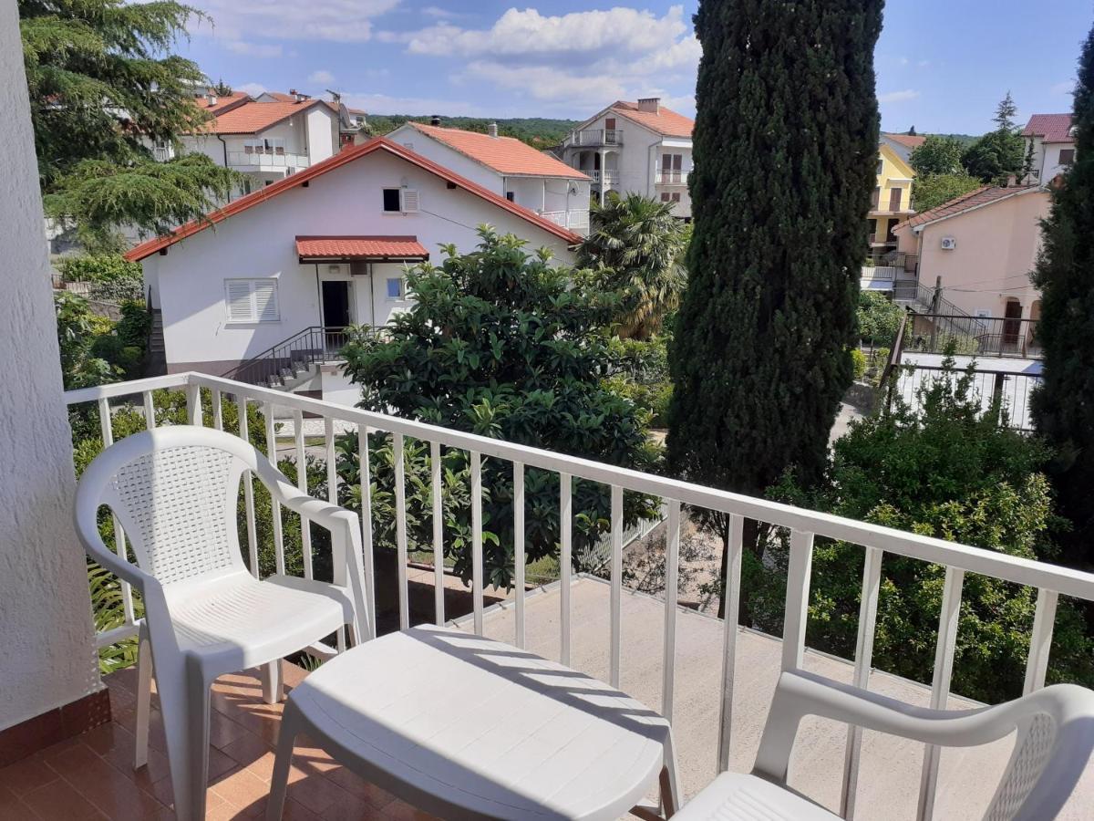 Apartment Simunec Malinska Exterior foto