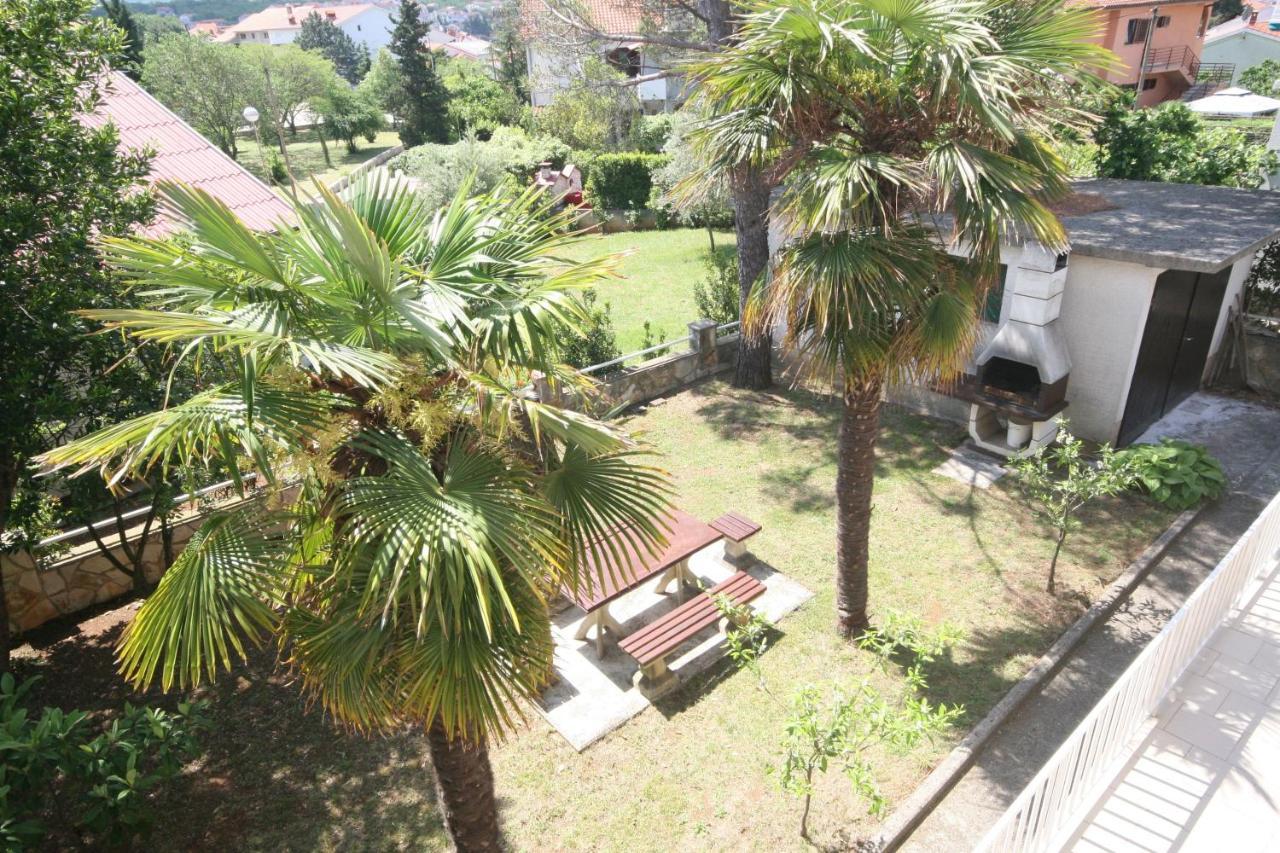 Apartment Simunec Malinska Cameră foto
