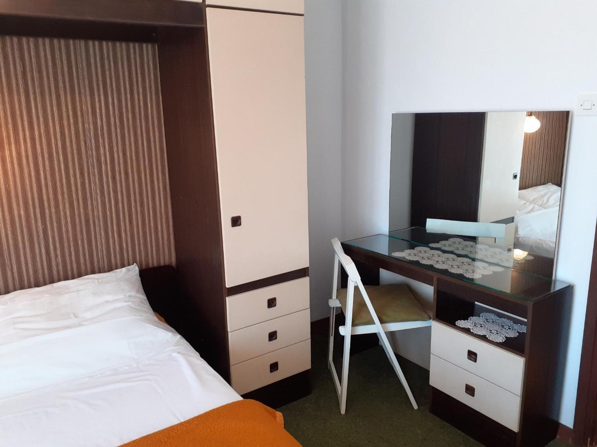 Apartment Simunec Malinska Cameră foto
